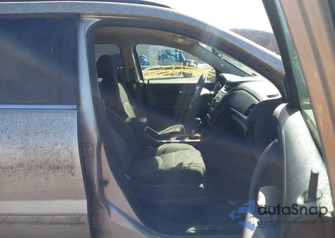 2013 Chevrolet Traverse 1Lt from USA, damaged, VIN 1GNKVGKD0DJ240255